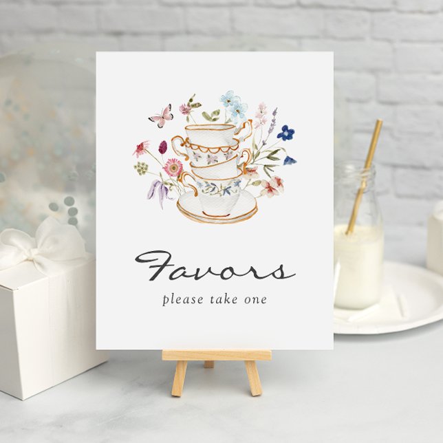 Pôster Cartaz de Lembranças de Chá de Noiva (Elegant Floral Tea Party Bridal Favors Poster with Butterfly by Painted Paperie
)