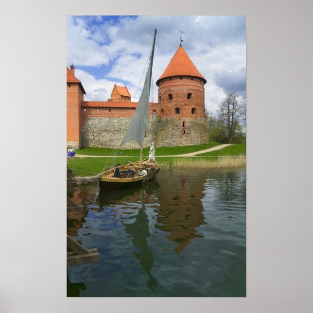 Pôster Castelo da Ilha pelo Lago Galve, Trakai, Lituânia (Frente)