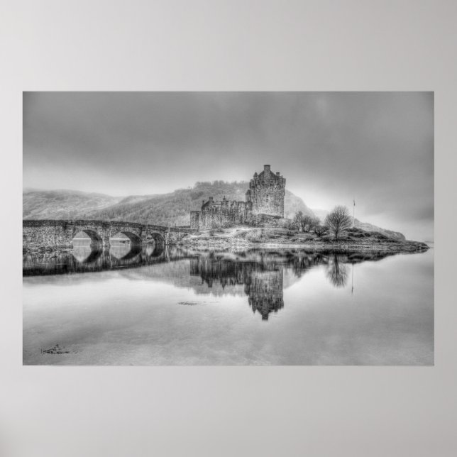 Poster Castelo de Eilean Donan na Escócia (preto e branco (Frente)