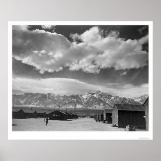 Poster Cena da Manzanar Street, Nuvens 1943