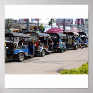 Pôster Central Plaza Tuk Tuks