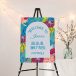 Poster Chá de panela Floral Blue Art Deco Vintage<br><div class="desc">Bem-vindos aos seus convidados ao seu chá de panela com este lindo sinal de arte floral azul-cor-de-rosa! O fundo é criado por um padrão floral vintage de Edouard Benedictus (1878-1930), um decorador e pintor francês. As fontes estão no estilo do novo art 1920. Traga alegria à sua festa noiva com...</div>