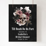 Poster Chá de panela Floral de Halloween Negro Bem-vindo<br><div class="desc">Bem-vindos aos seus convidados com uma elegância assustadora usando o nosso Poster de Boas-vindas do Chá de panela Floral de Halloween Negro! Este design impressionante apresenta um crânio lindamente detalhado cercado por florais escuros e góticos sobre um fundo preto, criando a perfeita mistura de areia e sofisticada. Ideal para colocar...</div>