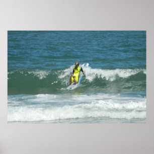 Poster Chica surfando