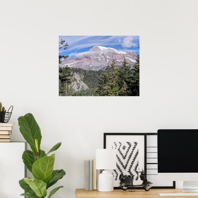Poster Clouds Over Mount Rainier Scenic Landscape (Escritório em casa)