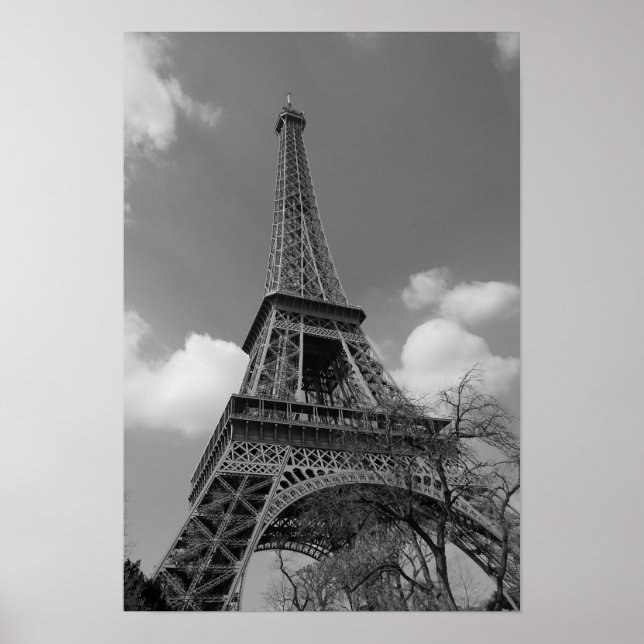 Poster Cloudy Eiffel In Black and White, 2015 (Frente)