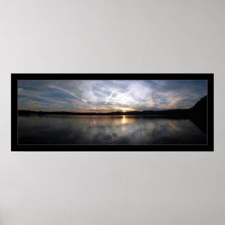 Poster Cloudy Lake Sunset