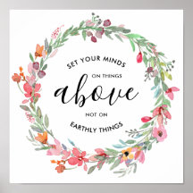 Coloque As Mentes Sobre As Coisas Acima Da Floral