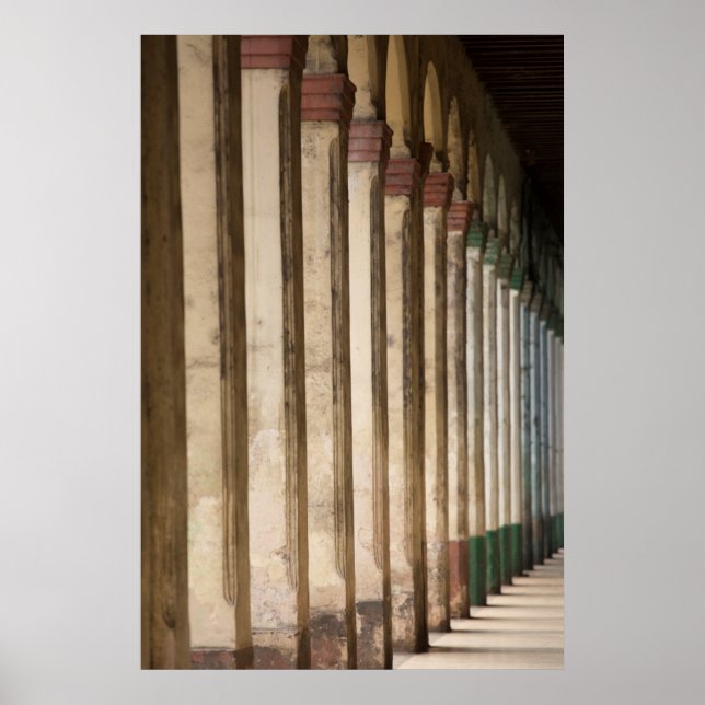 Poster Colunas de construção, Havana, Cuba (Frente)