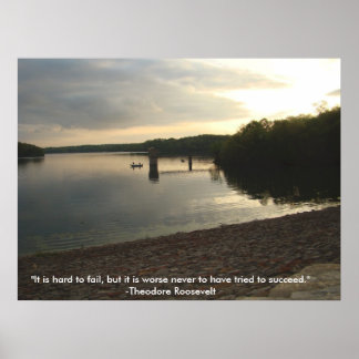 Poster com citação de Theodore Roosevelt
