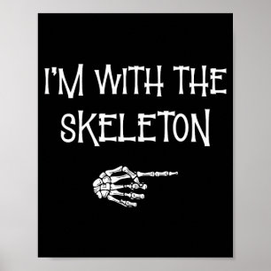 Poster Com esqueleto fantasia de halloween casais engraça