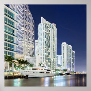 Pôster Construções ao longo do rio Riverwalk de Miami
