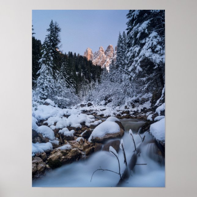 Poster Cordilheira Geisler coberta de neve (Frente)