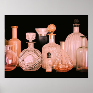 Poster Cores Suaves Em Garrafas de Perfume Retro Em uma P