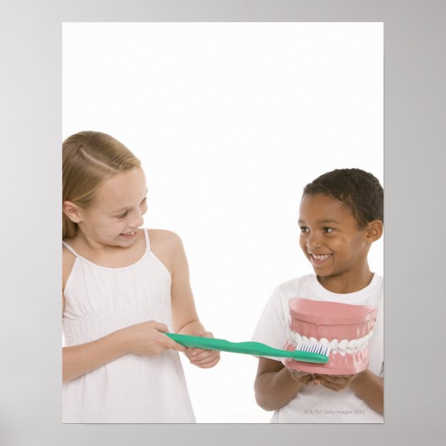 Poster Crianças com um conjunto de dentes modelo e tamanh (Frente)