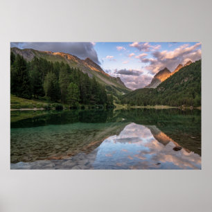 Poster Cumes bonitos do suíço do lago Palpuogna