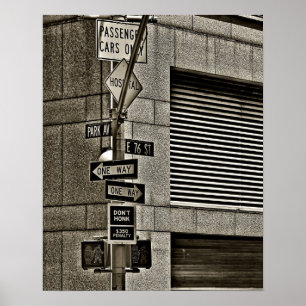 Poster da cena de NYC Streetcorner