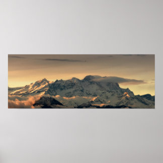 Poster da montanha Santa