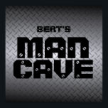 Poster de Caverna do Homem Diamondplate de Aço Per<br><div class="desc">Adicione seu próprio nome a este legal poster da caverna! Ele apresenta um impressionante plano de fundo em placas de diamante com um acabamento de aço legal que desaparece em uma cinza mais escura no topo e no fundo e letras negros ousadas para soletrar seu nome e "caverna do homem"....</div>