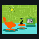 Poster de Gatinho de de Idade do Espaço Retroativo<br><div class="desc">Diz-se que os cães têm donos e os gatos têm funcionarios. O felino neste Poster da Idade do Espaço Retroativo não conseguia concordar mais! A design de arte minimalista estilo 1960 apresenta um gato preto elegante numa sala de estar moderna de meio século. A sala sofisticada apresenta uma parede verde...</div>