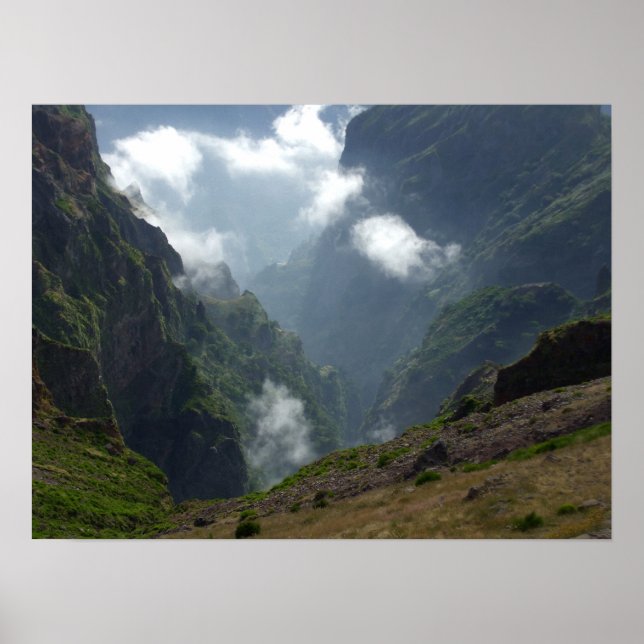 Poster de Nuvens e Montanhas (Frente)