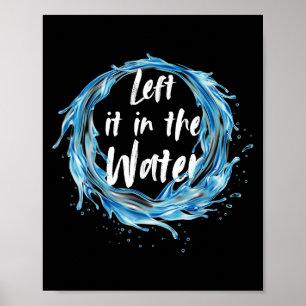 Poster Deixou-O No Preto Do Batismo Da Água