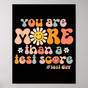 Poster Dia de Teste Groovy Mais do que uma Pontuação de T
