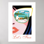 Poster Diversão do vamos - O Lotus Branco<br><div class="desc">Entre no modo de férias com este design de "Diversão de Vamos" do Lotus Branco oficialmente licenciado. Apresentando uma ilustração ousada e inspirada em pop, da face chica de Lúcia com óculos de sol refletindo uma cena de resort luxuosa — completa com spritzes de Aperol, impressionantes visões costeiras e o...</div>