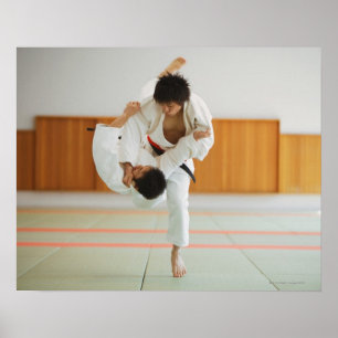 Poster Dois homens que competem em um fósforo do judo