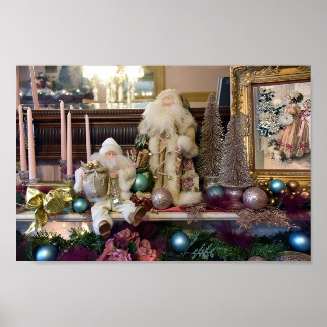 Poster Dois Santas Em Um Manto Lareira Vitoriano (Frente)