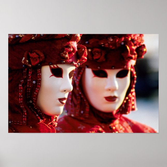 Pôster Duas Pessoas em Máscaras de Carnaval, Veneza (Itál (Frente)
