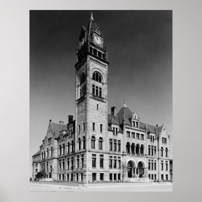 Pôster Edifício da Câmara Municipal Românica (Frente)