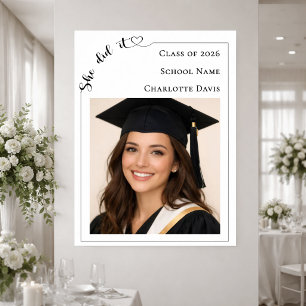 Poster Ela fez a festa de formatura com foto de boas-vind