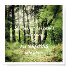 Ela transformou a caneta dela em latas