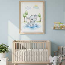 Elefante Fofo Brincando na Água