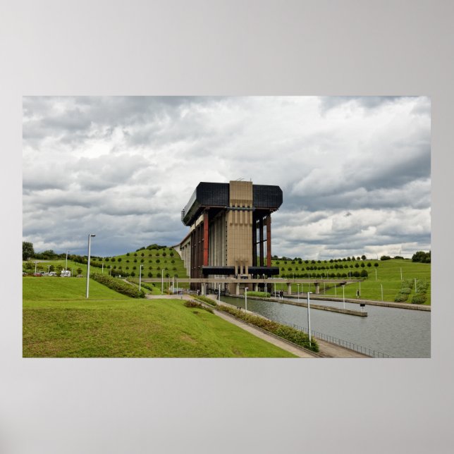 Pôster Elevador de barcos de Strepy-Thieu na Bélgica (Frente)