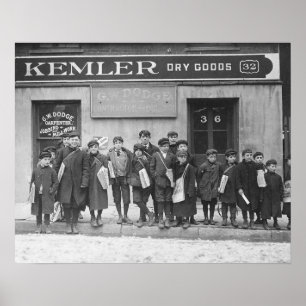 Pôster Entregando os Jornais de Domingo, 1909. Foto Antig