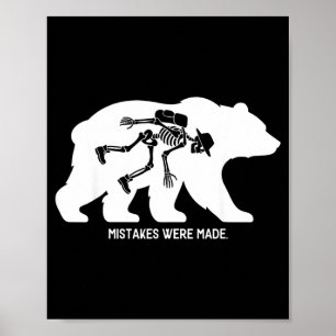 Poster Erros Feitos Urso Hiker Esqueleto Caminhada Acampa