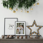 Pôster Escrita elegante escandi-moderna negra Natal<br><div class="desc">Preto,  moderno e elegante,  cor-de-água bege natural Cores contemporâneos escandinavos bege,  preto e branco,  poster de Natal.</div>