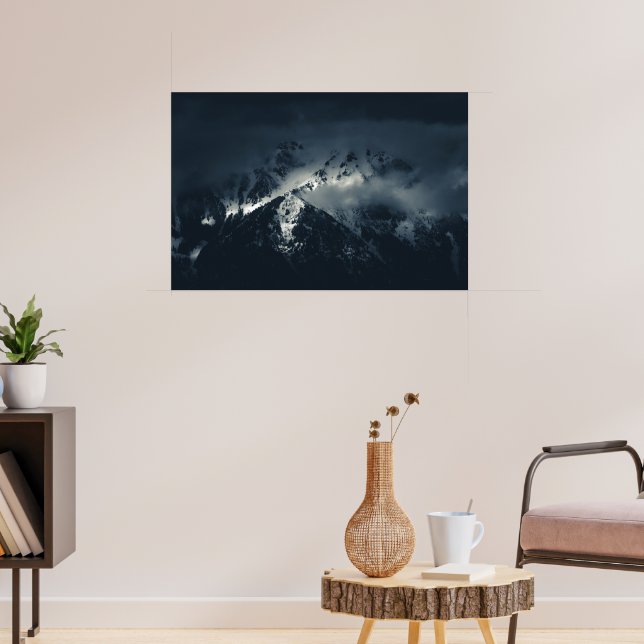 Poster Escuridão e nuvens sobre as montanhas (Sala de Estar 3)