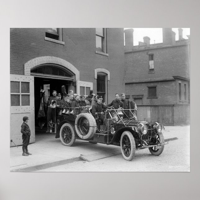 Pôster Esquadrão de Incêndio Packard, 1911. Foto Antiga (Frente)