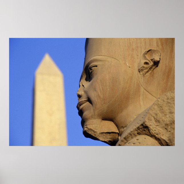 Poster Estátua de Amun-Re com Obelisk, Karnak (Egito) (Frente)