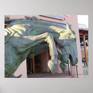 Pôster Estátua de Cavalo em Raça