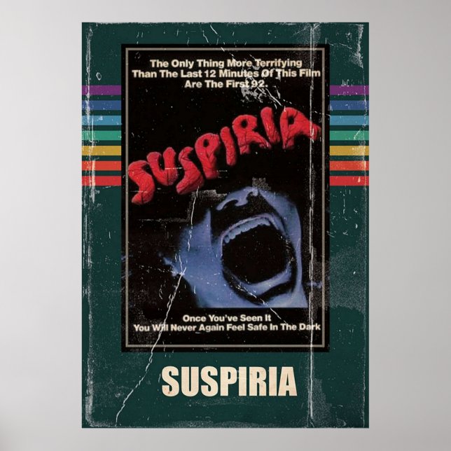 Poster Estilo VHS do Filme de Horror Suspiria 1977 (Frente)