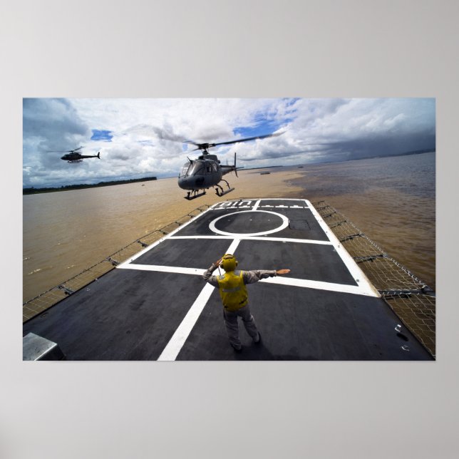 Poster Eurocopter brasileiro se prepara para aterrissar (Frente)