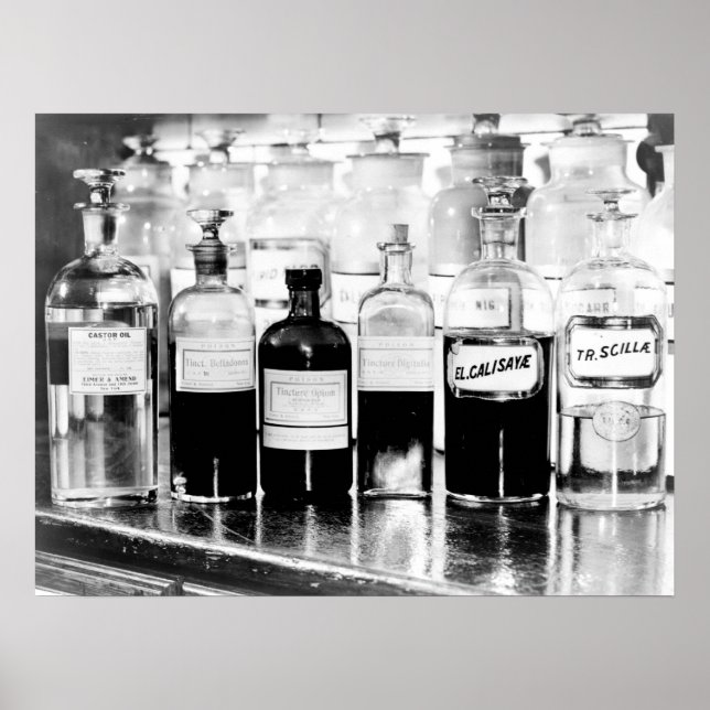 Pôster Exposição de garrafas apotecárias contendo medicam (Frente)