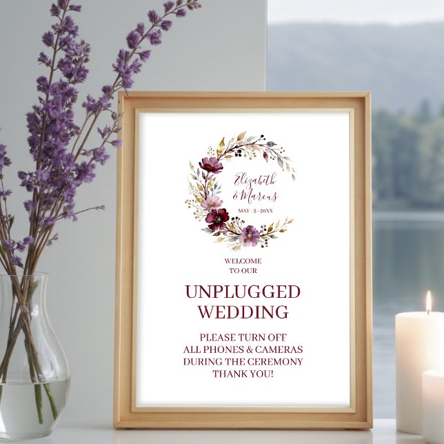 Poster Exquisite Burgundy Unplugged Wedding Floral (Exquisite Burgundy Unplugged Wedding Botanical and Floral Circular Garland Poster Design.)