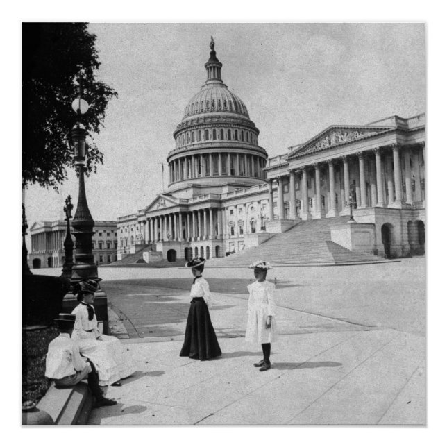 Pôster Exterior do edifício Capitol com mulheres (Frente)