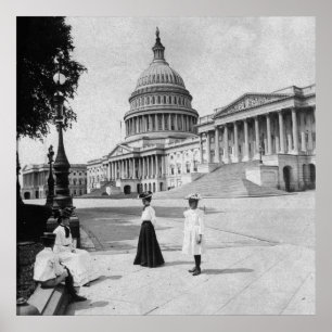 Pôster Exterior of the Capitol building with women