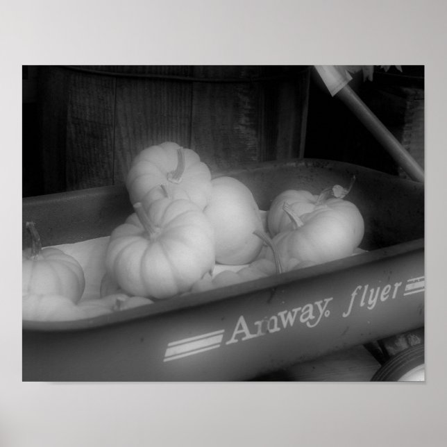 Pôster Fall Pumpkins In Wagon Black White Photo Print (Frente)